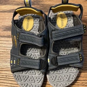 High Sierra Little Boy’s Sandals